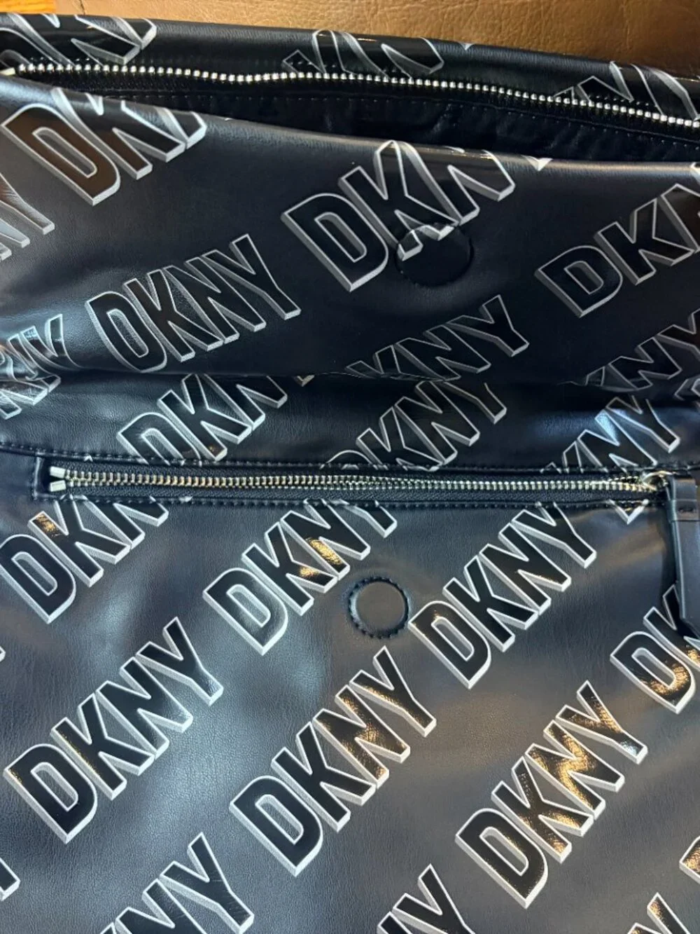 *Brand NEW* DKNY Tilly Foldover Backpack Black & White